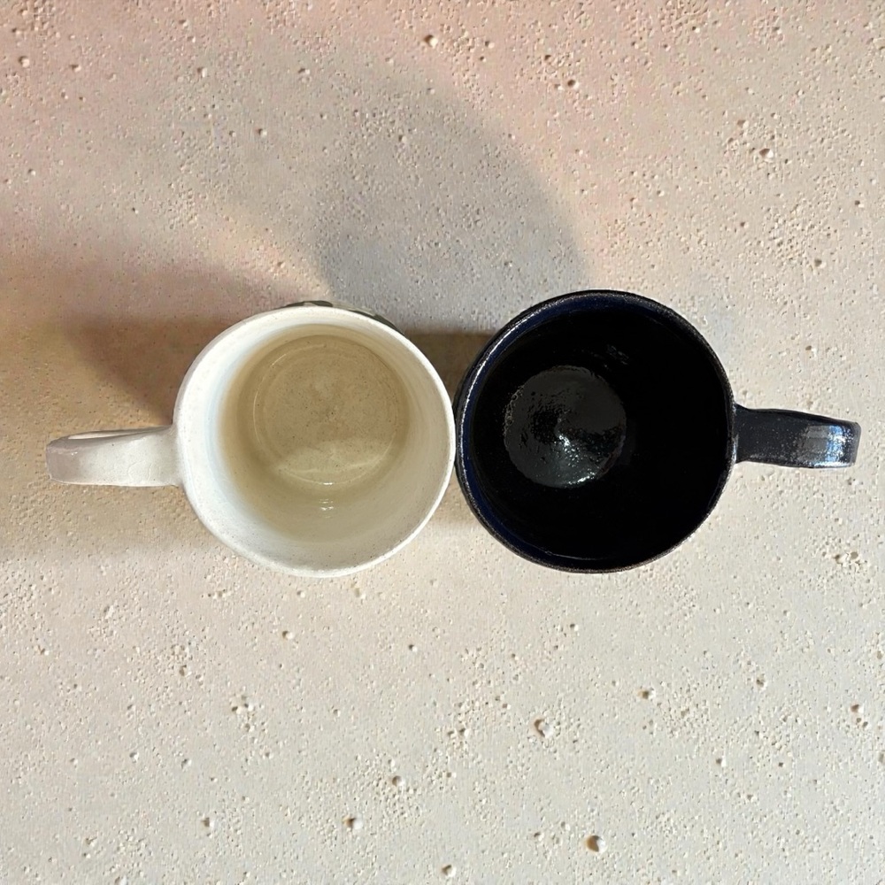 Vintage Cactus Mugs Studio Pottery Signed GEM 1975 Set Of 2 Black and Cream - Picture 2 of 15